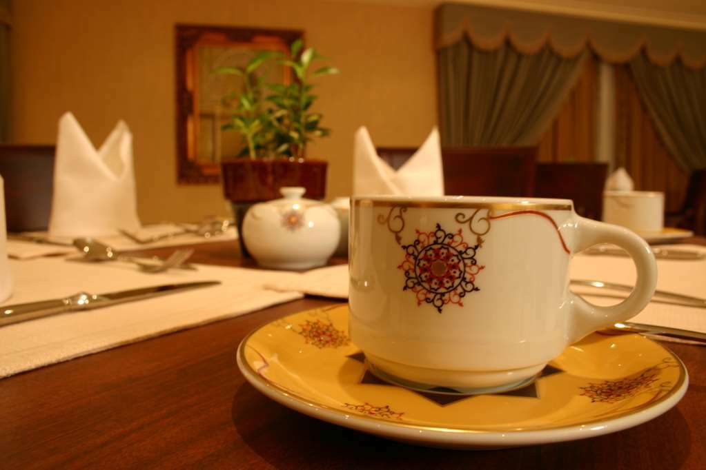 Amjad Royal Suites Hotel Jeddah Restaurant photo